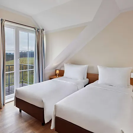 Tatil parkı Lindner Nurburgring Ferienpark, Part Of Jdv By Hyatt 4*
